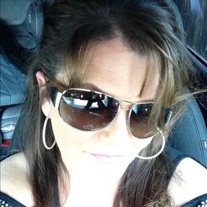 Meet your Posher, Jill